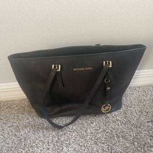 Michael Kors medium tote bag.